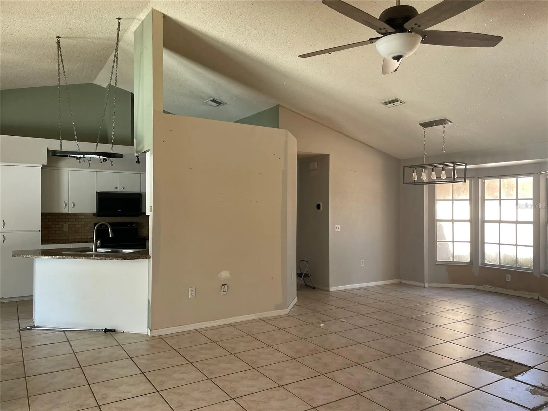 11242 Mirage Avenue Weeki Wachee FL 34614