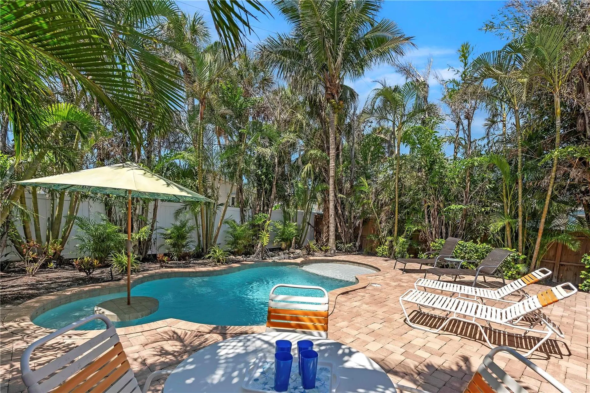 205 Peacock Lane Holmes Beach FL 34217