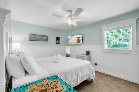 205 Peacock Lane Holmes Beach FL 34217