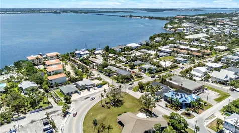 205 Peacock Lane Holmes Beach FL 34217