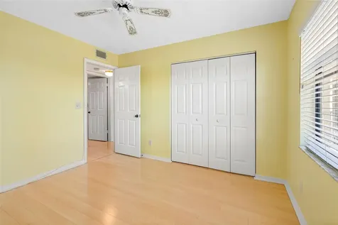 5775 Park Street N St Petersburg FL 33709