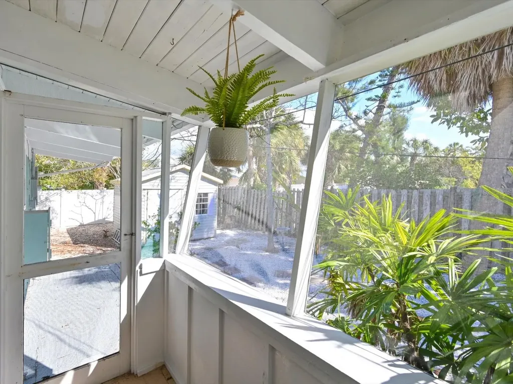 216 Gladiolus Street Anna Maria FL 34216