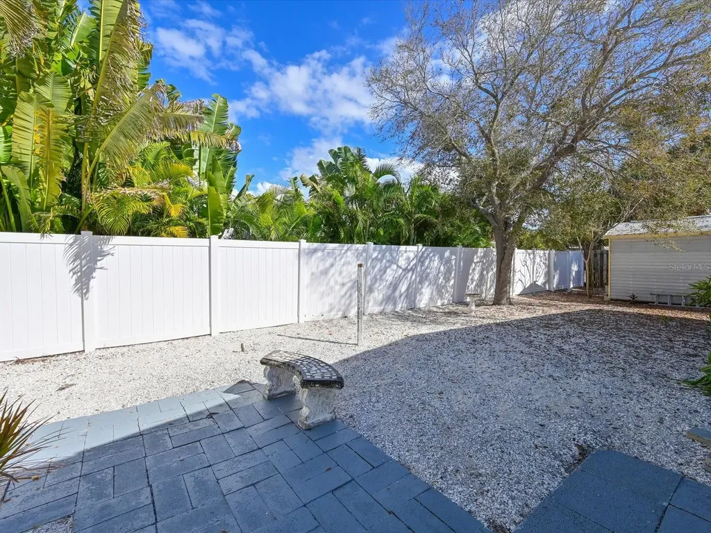 216 Gladiolus Street Anna Maria FL 34216
