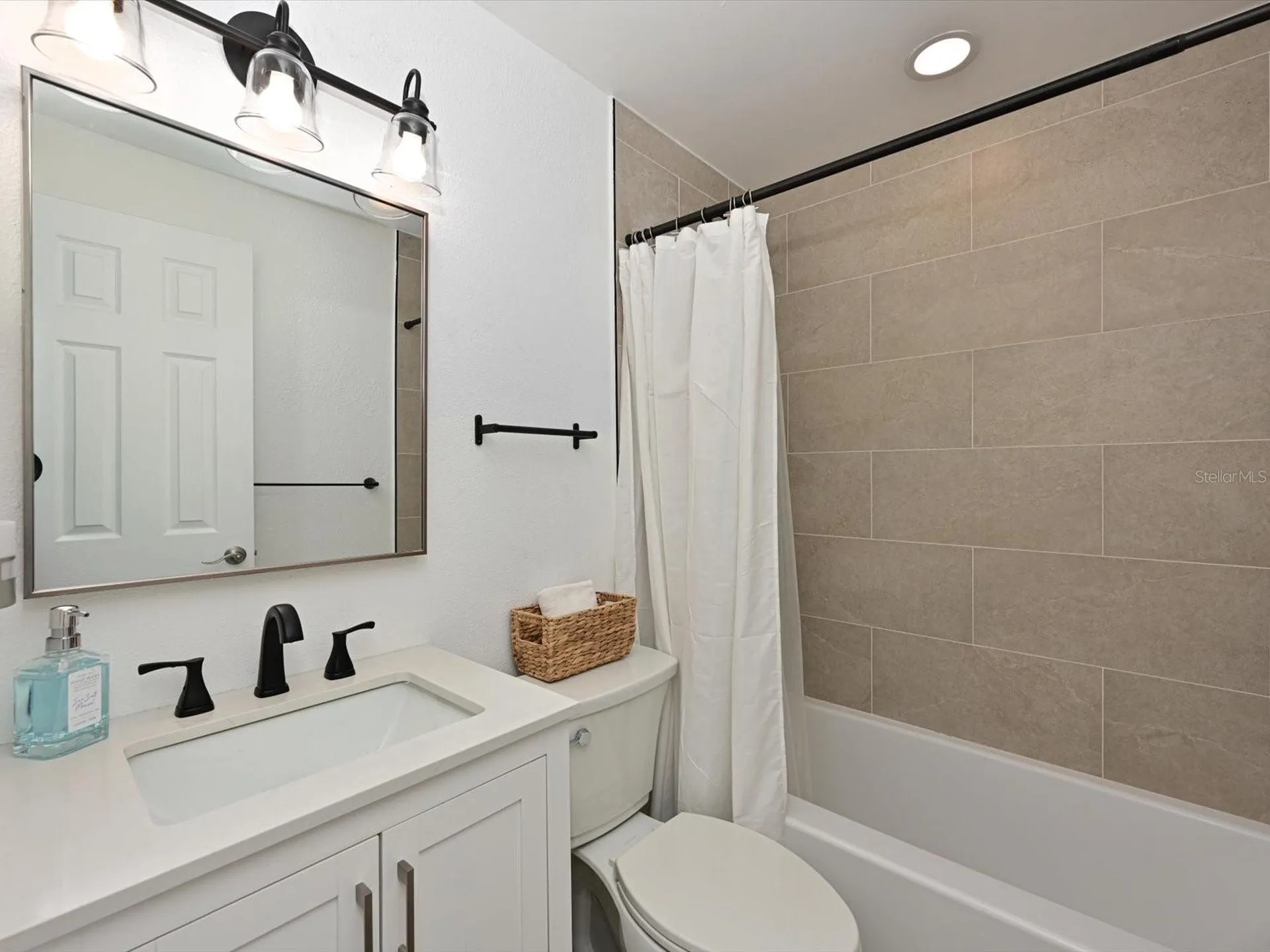 216 Gladiolus Street Anna Maria FL 34216