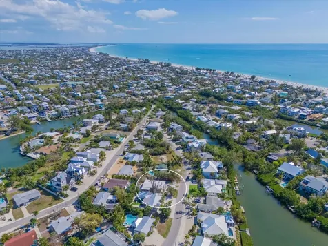216 Gladiolus Street Anna Maria FL 34216