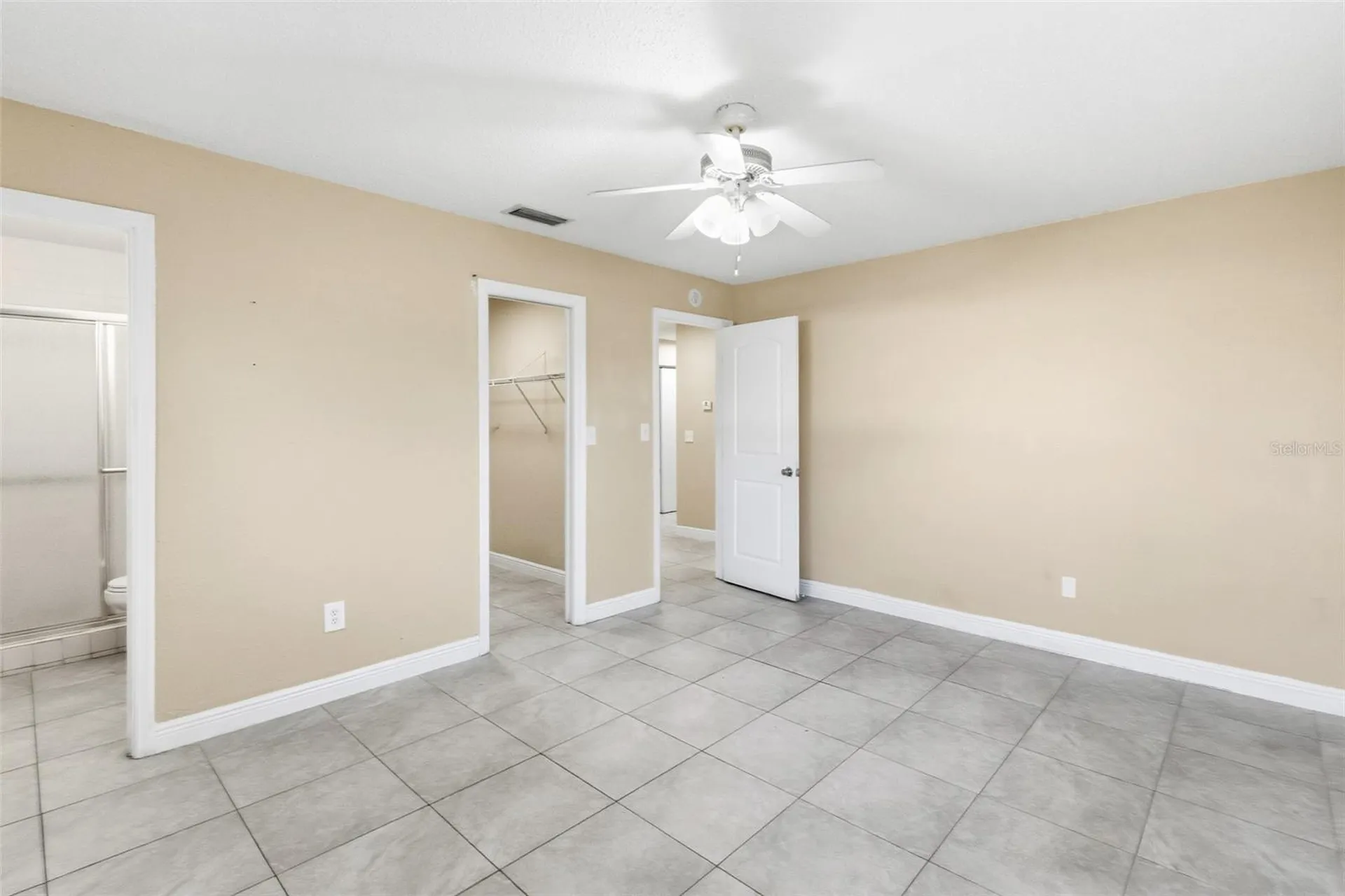 6098 22nd Avenue N St Petersburg FL 33710
