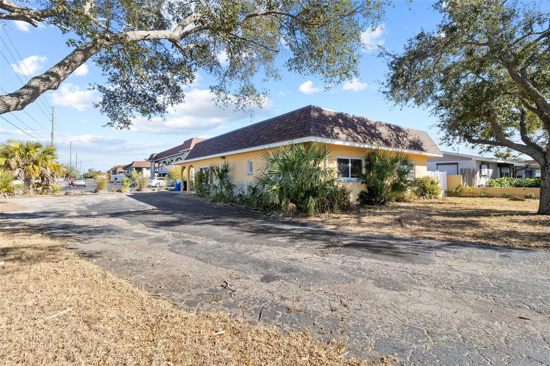 6098 22nd Avenue N St Petersburg FL 33710
