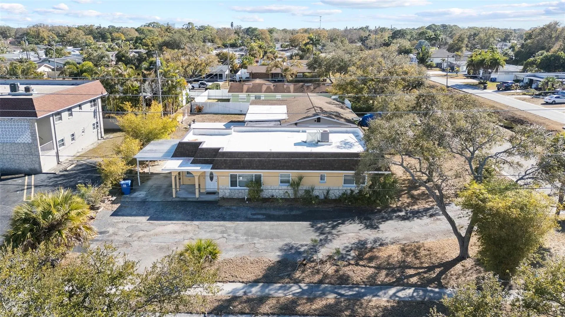 6098 22nd Avenue N St Petersburg FL 33710