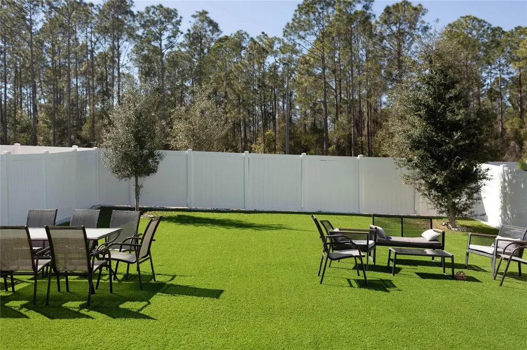 2015 Hemingway Circle Groveland FL 34736