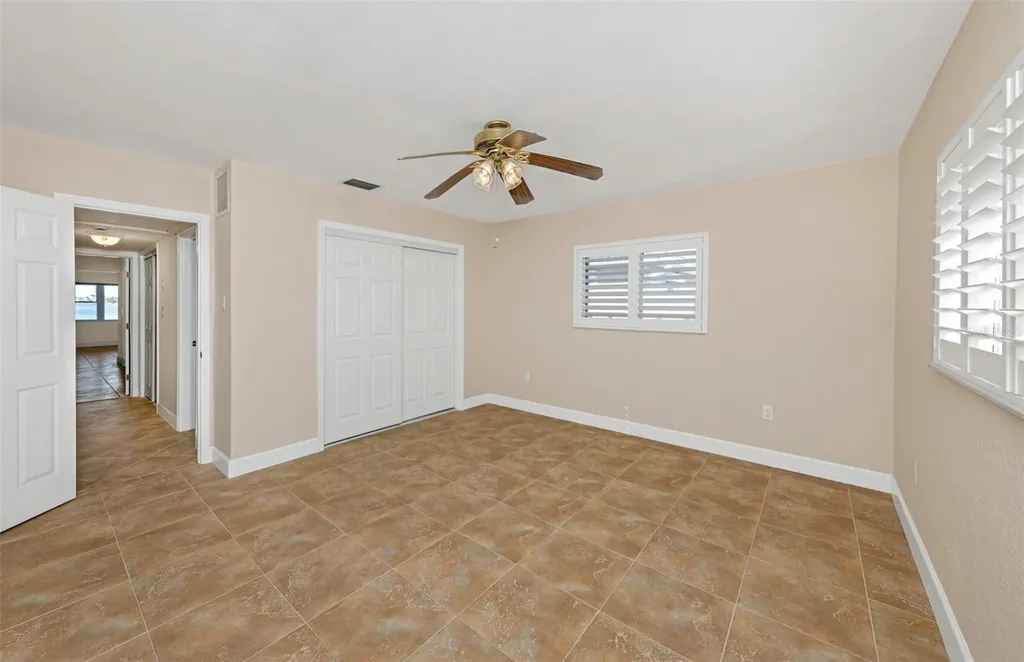 1445 Corey Way S South Pasadena FL 33707