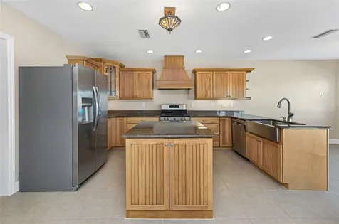 1445 Corey Way S South Pasadena FL 33707