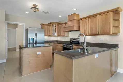 1445 Corey Way S South Pasadena FL 33707