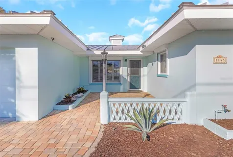 1445 Corey Way S South Pasadena FL 33707