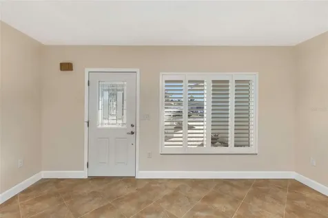 1445 Corey Way S South Pasadena FL 33707