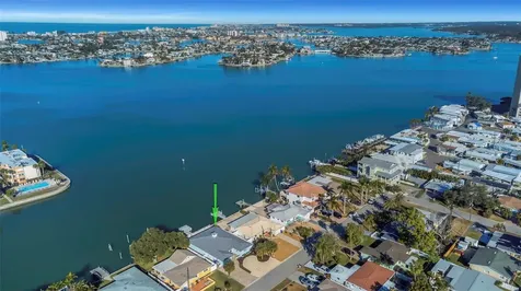 1445 Corey Way S South Pasadena FL 33707