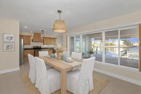 1445 Corey Way S South Pasadena FL 33707