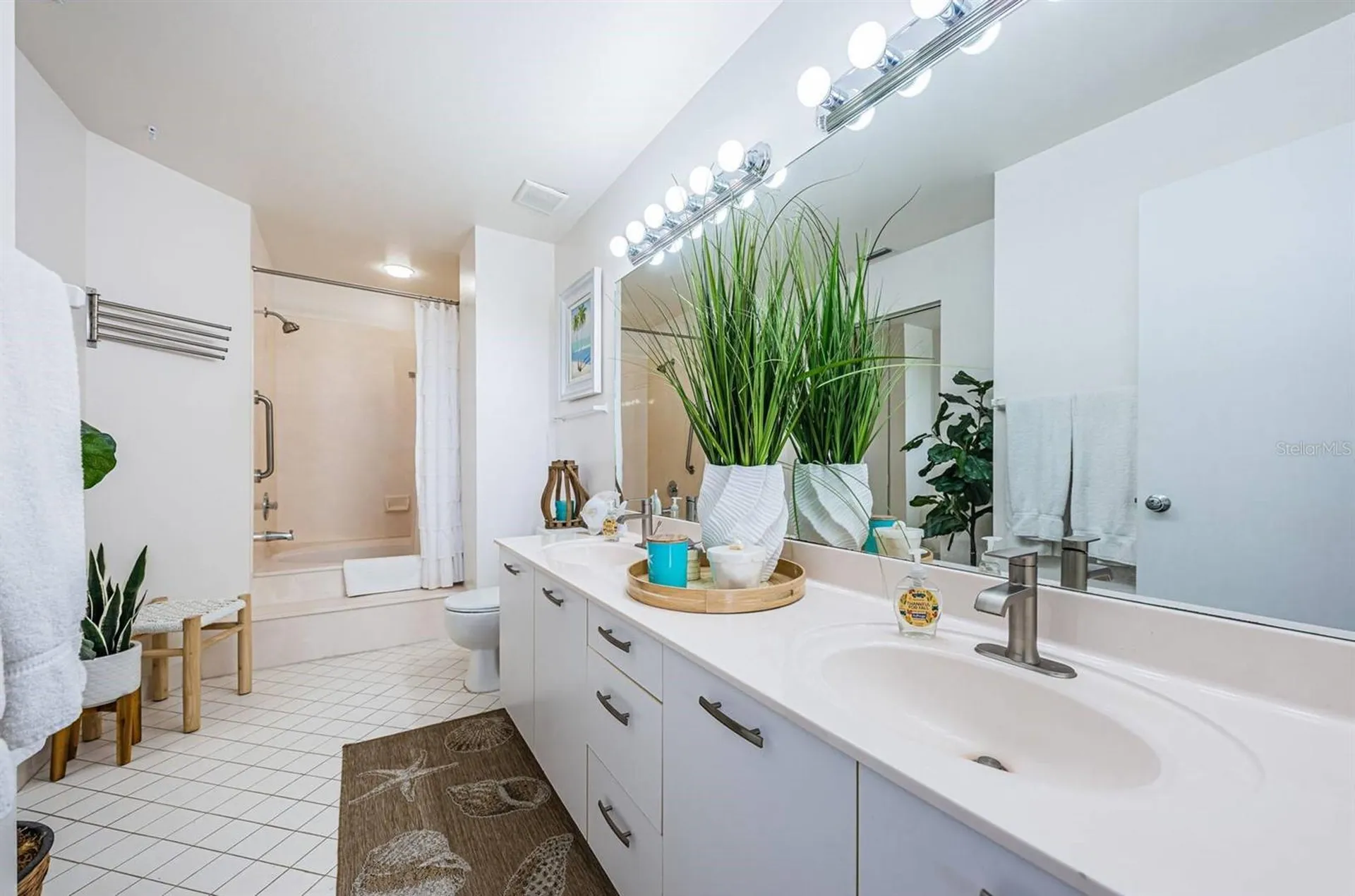 6141 Bahia Del Mar Boulevard St Petersburg FL 33715