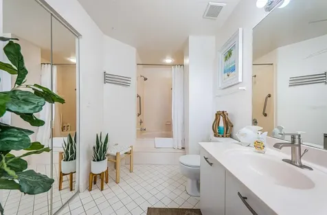 6141 Bahia Del Mar Boulevard St Petersburg FL 33715