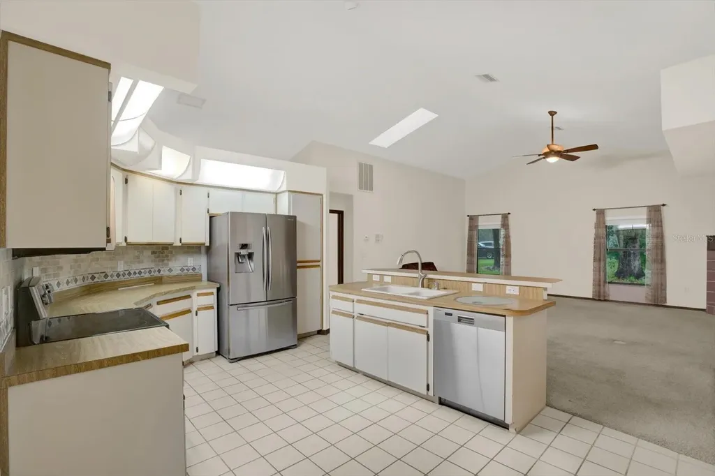642 Erin Way Brooksville FL 34601
