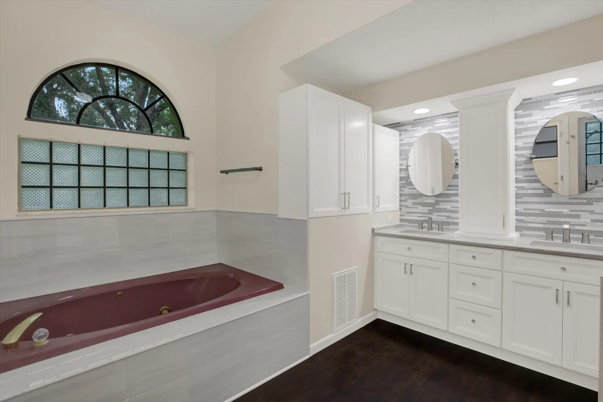 642 Erin Way Brooksville FL 34601