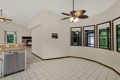 642 Erin Way Brooksville FL 34601