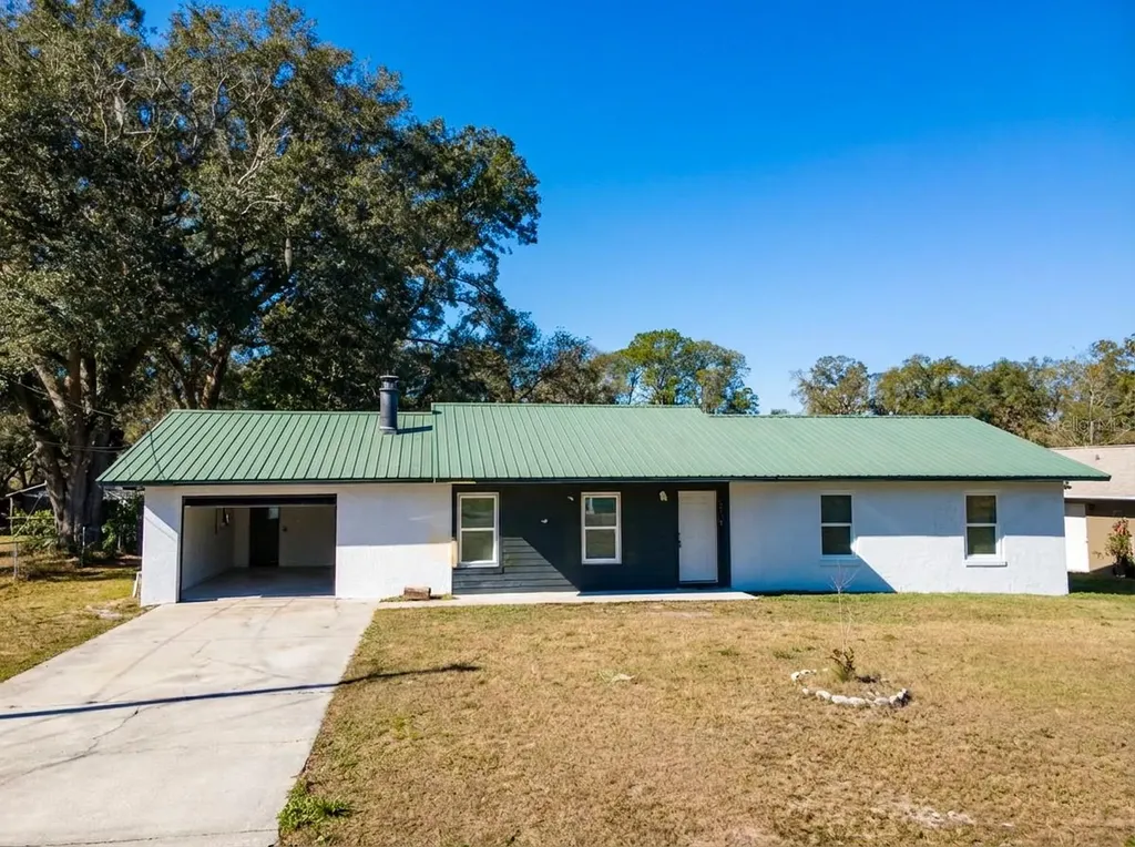 3732 NE 28th Court Ocala FL 34479