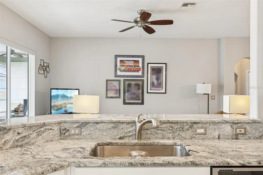5279 Indian Ocean Loop Tavares FL 32778