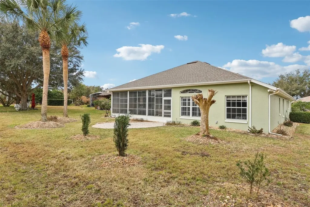 5279 Indian Ocean Loop Tavares FL 32778