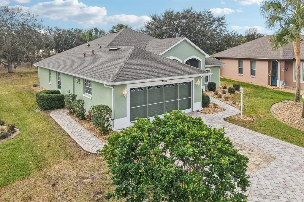 5279 Indian Ocean Loop Tavares FL 32778