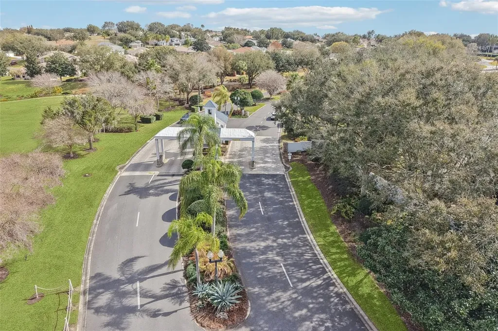 5279 Indian Ocean Loop Tavares FL 32778