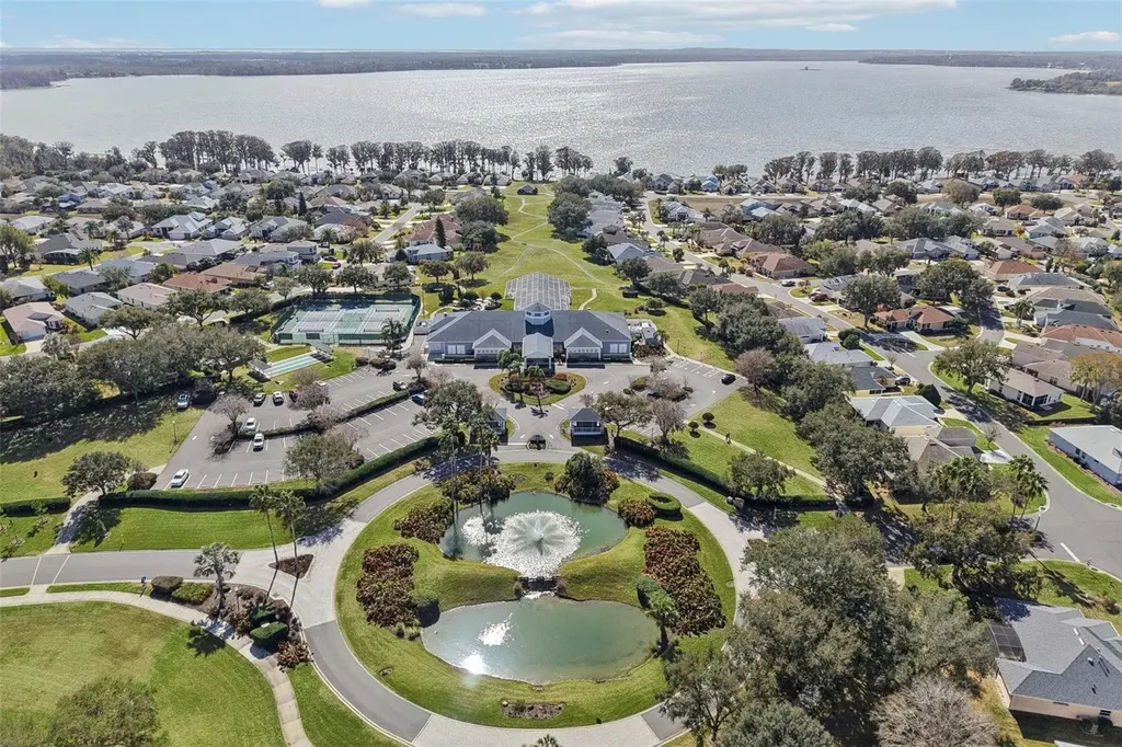 5279 Indian Ocean Loop Tavares FL 32778
