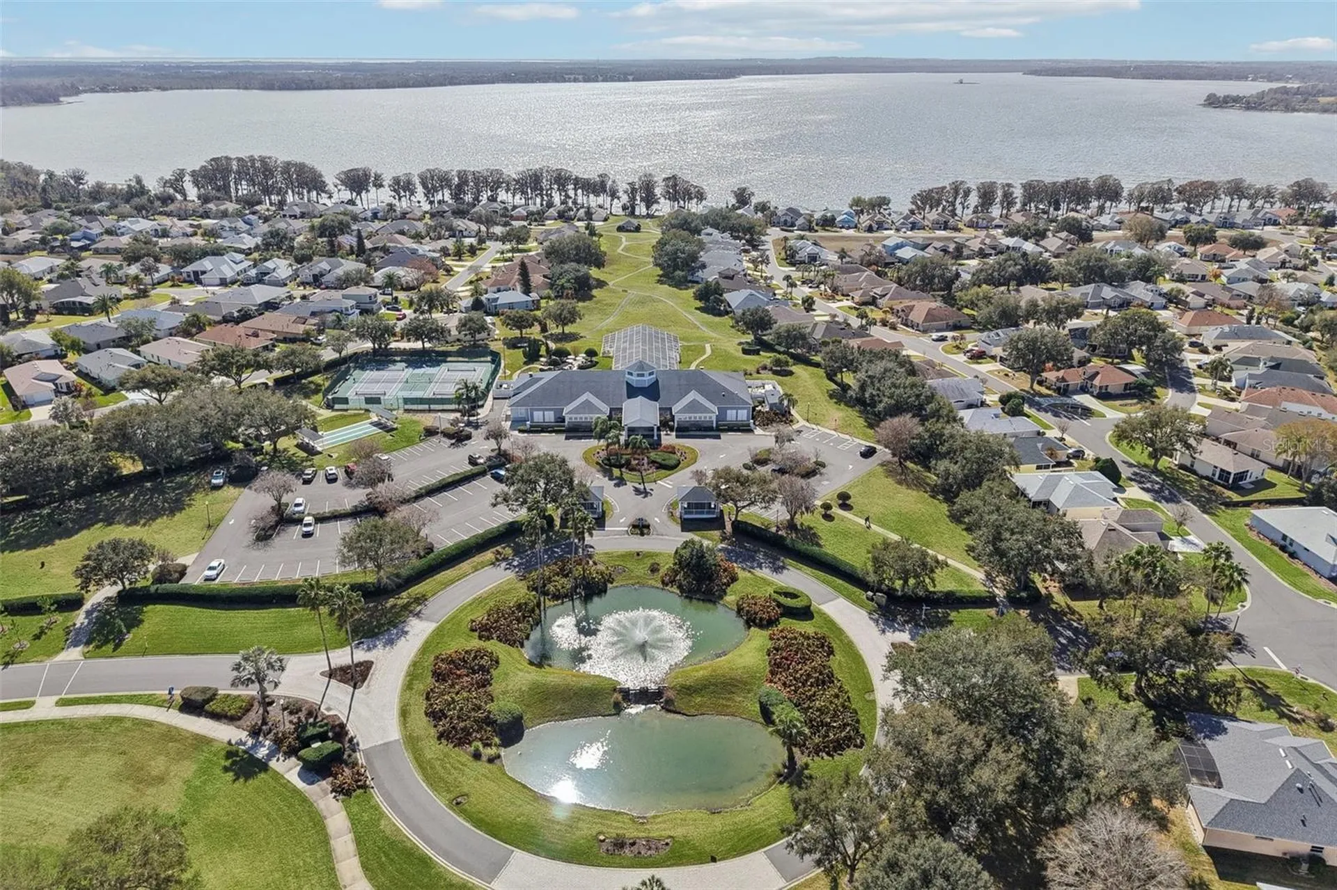 5279 Indian Ocean Loop Tavares FL 32778