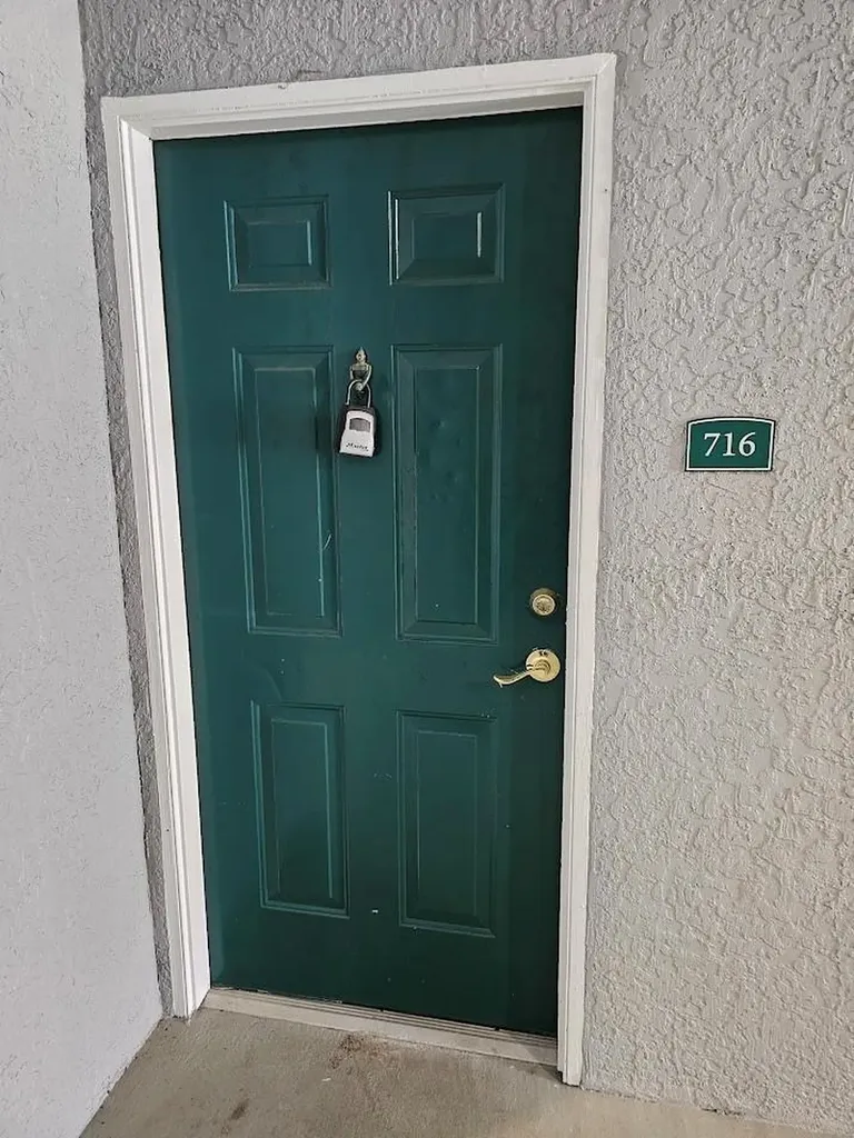 18001 Richmond Place Drive Tampa FL 33647