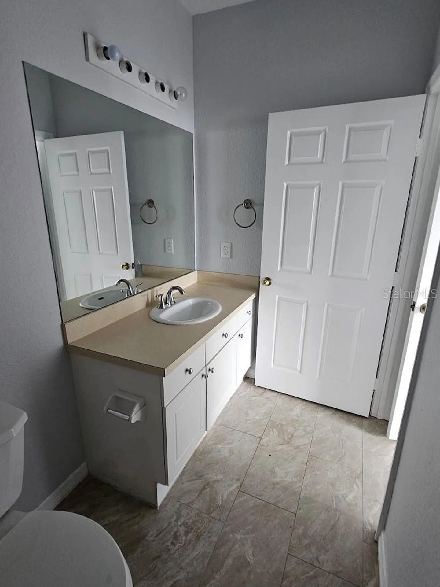18001 Richmond Place Drive Tampa FL 33647