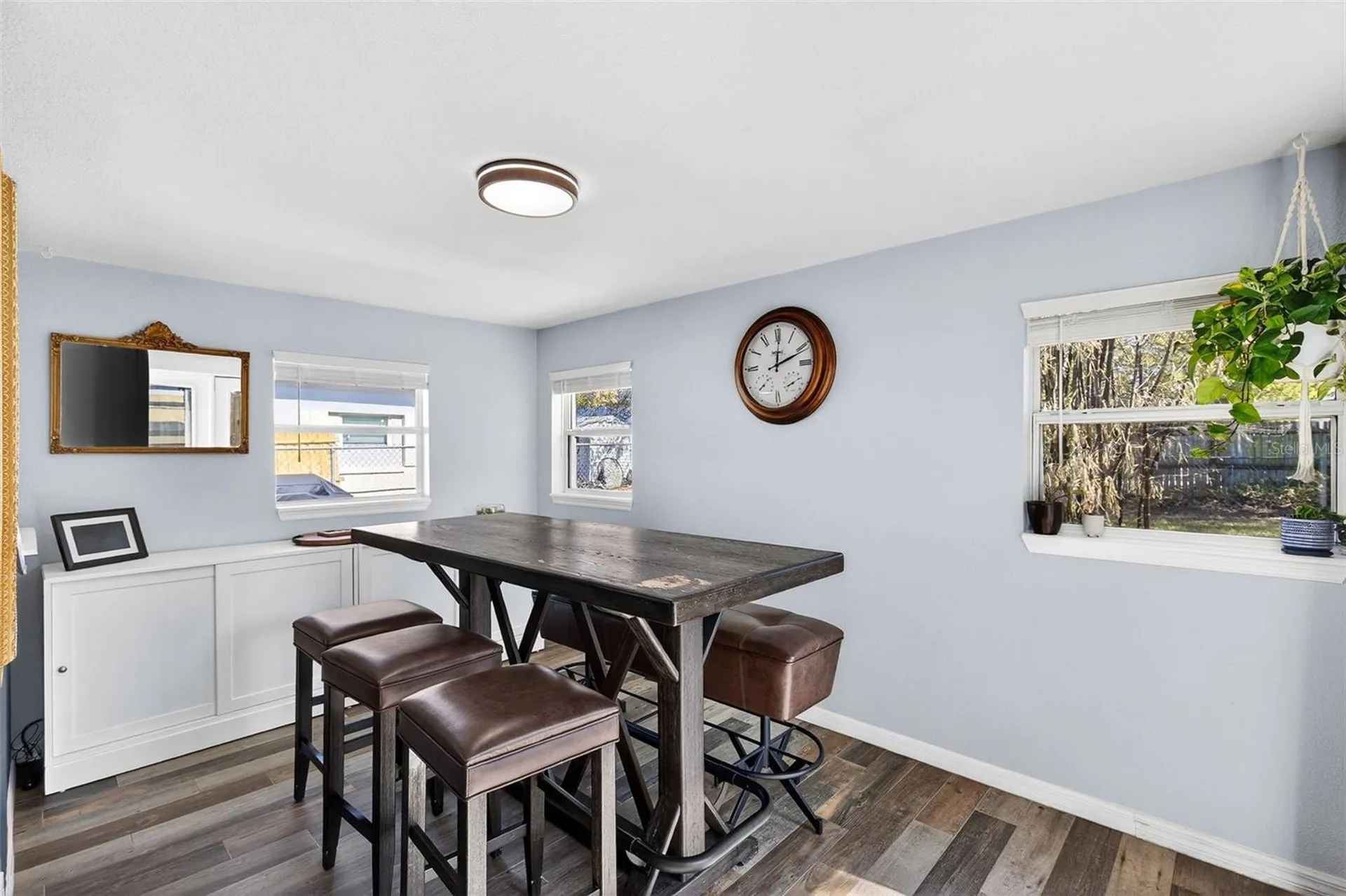 1943 Cloverlawn Avenue Orlando FL 32806