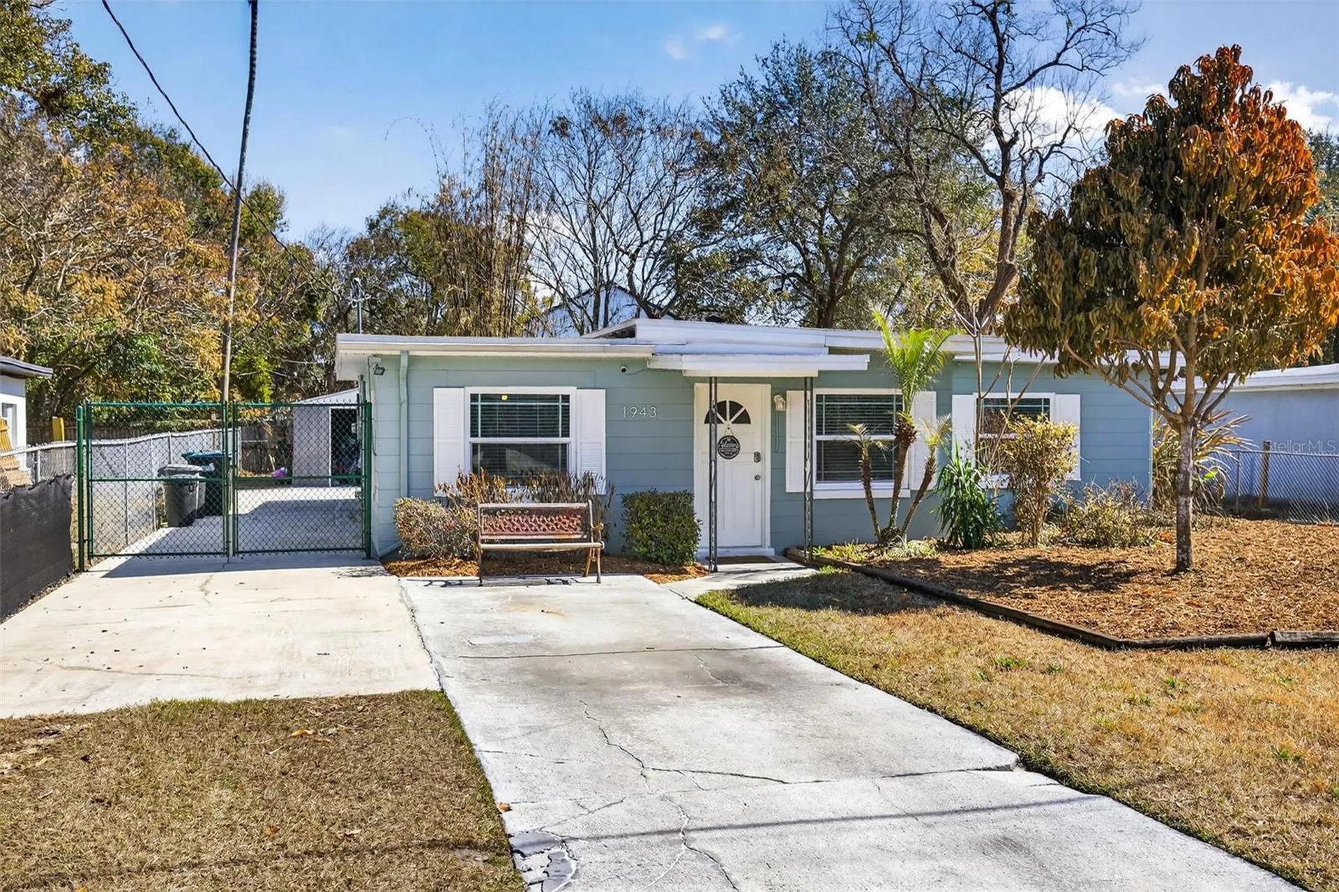 1943 Cloverlawn Avenue Orlando FL 32806
