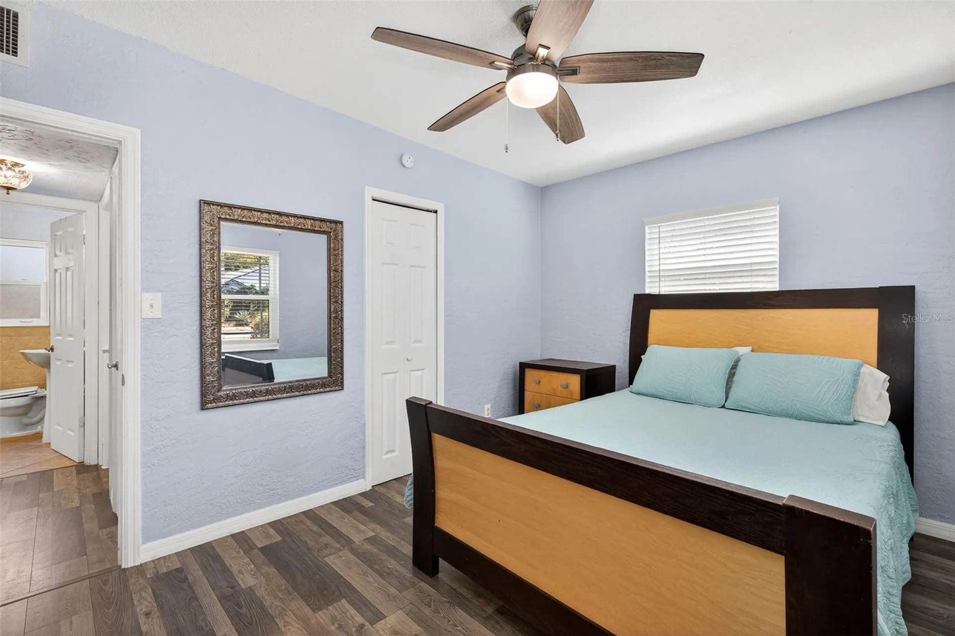 1943 Cloverlawn Avenue Orlando FL 32806