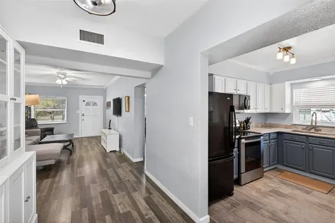 1943 Cloverlawn Avenue Orlando FL 32806