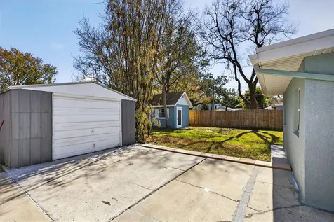 1943 Cloverlawn Avenue Orlando FL 32806