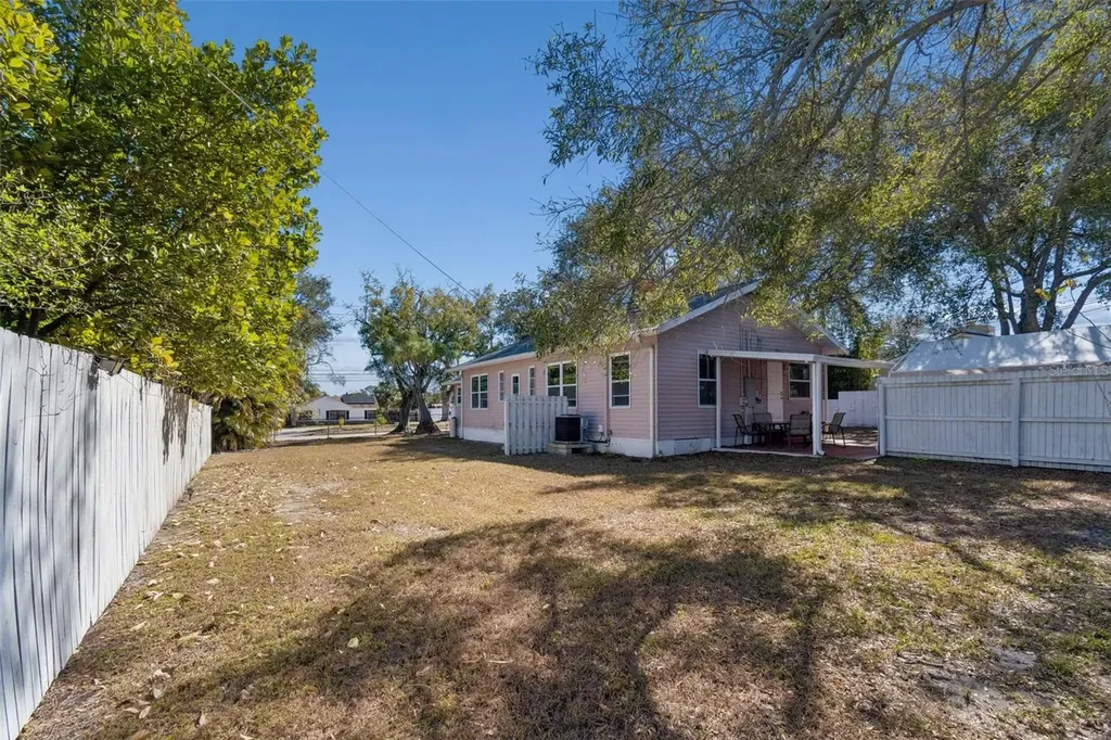 5020 16th Street N St Petersburg FL 33703