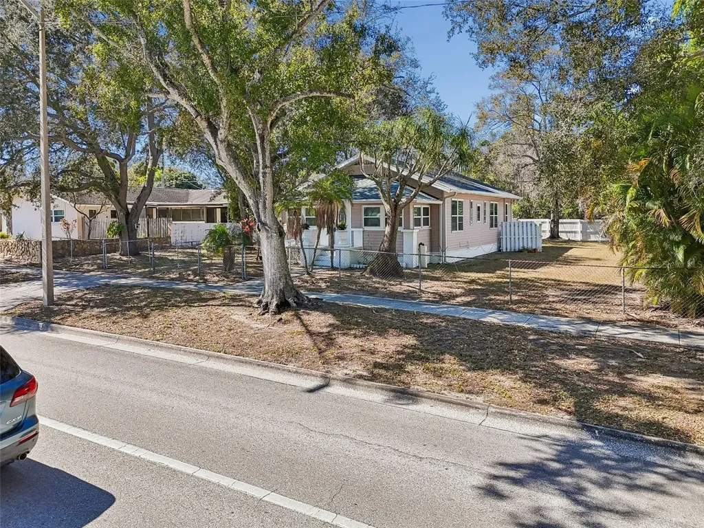 5020 16th Street N St Petersburg FL 33703
