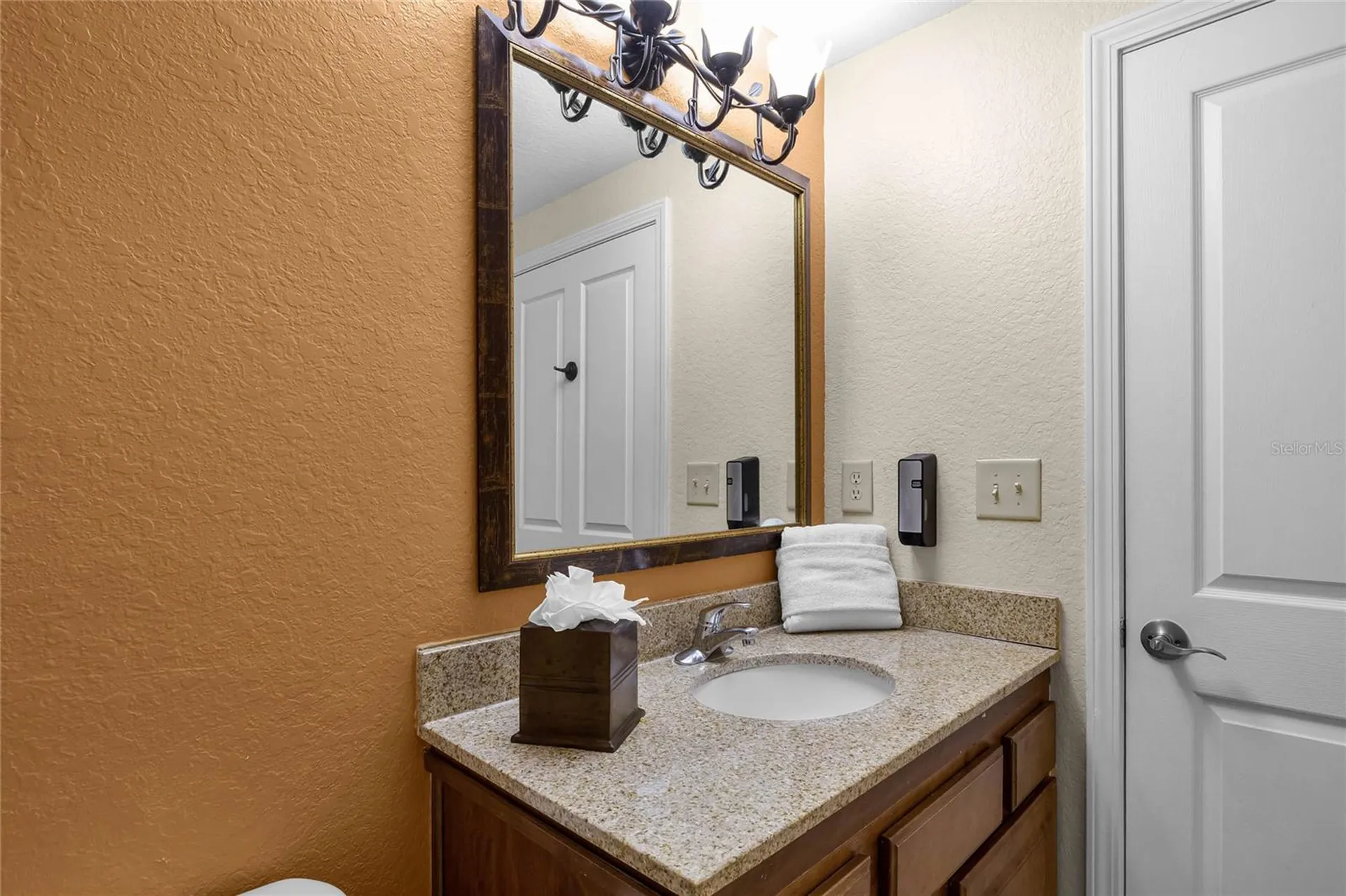 12544 Floridays Resort Drive Orlando FL 32821