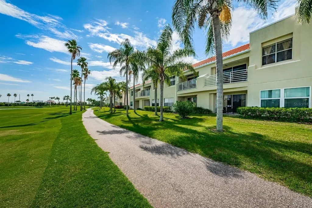 6151 Bahia Del Mar Boulevard St Petersburg FL 33715