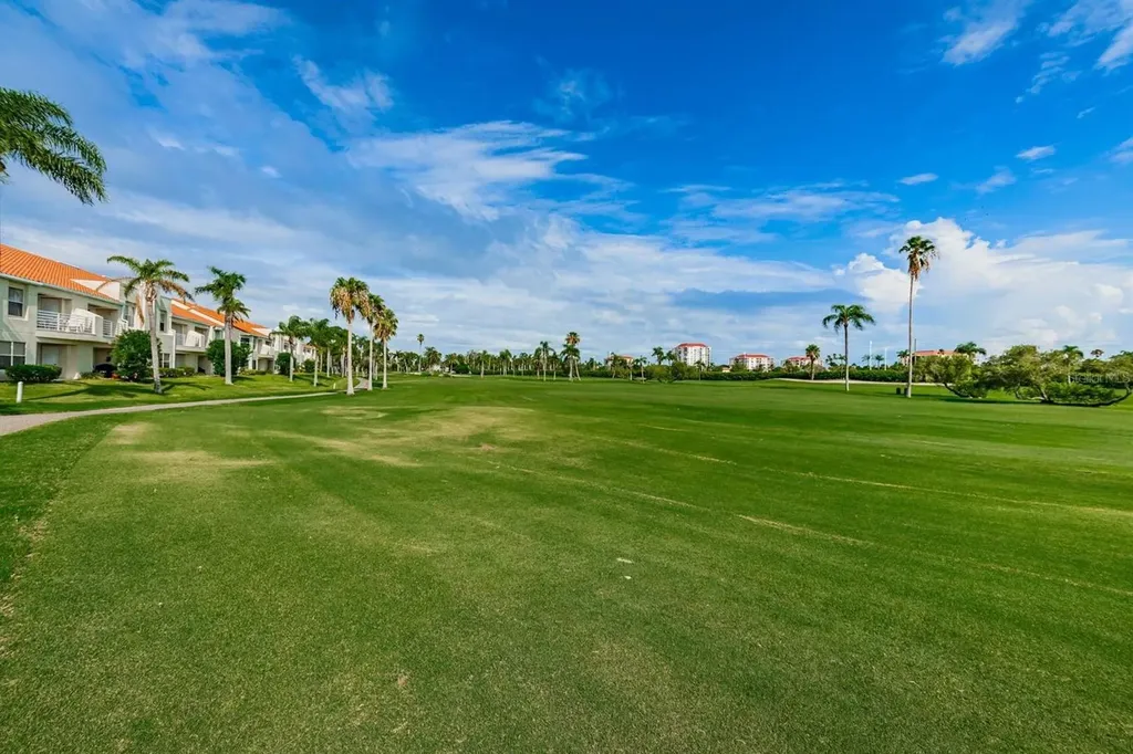 6151 Bahia Del Mar Boulevard St Petersburg FL 33715