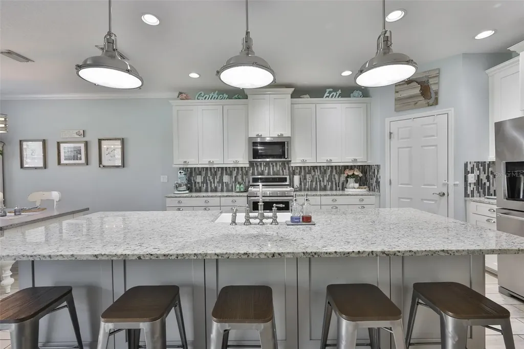 5227 Admiral Pointe Drive Apollo Beach FL 33572