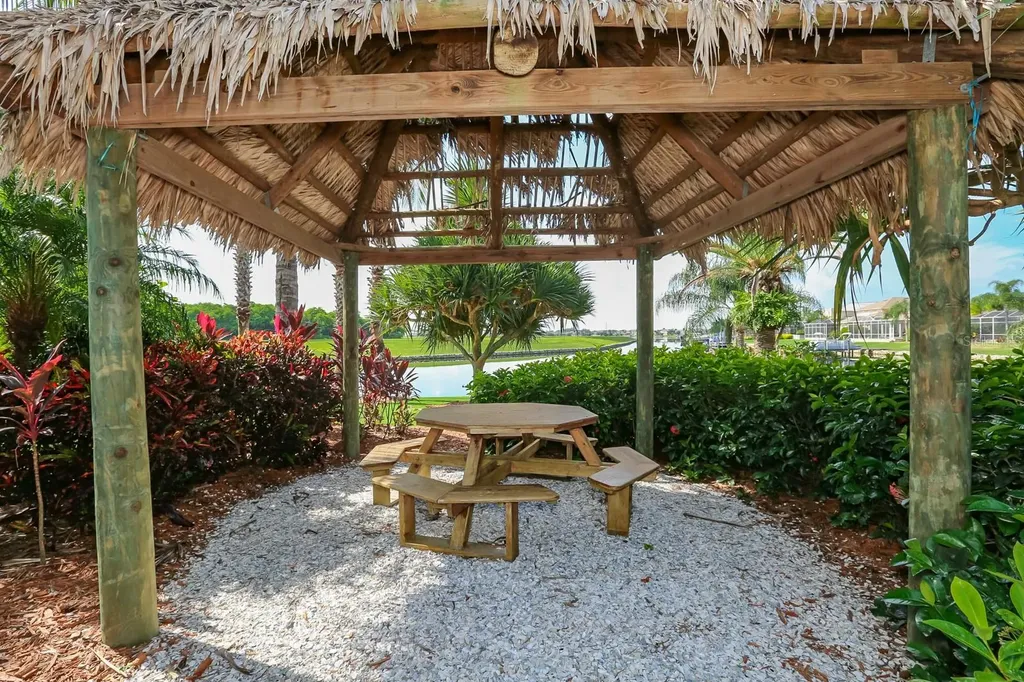 5227 Admiral Pointe Drive Apollo Beach FL 33572