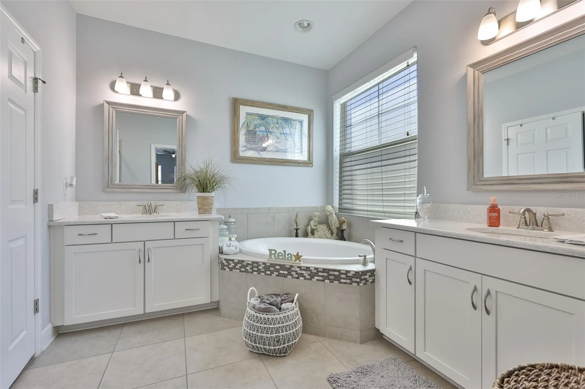 5227 Admiral Pointe Drive Apollo Beach FL 33572