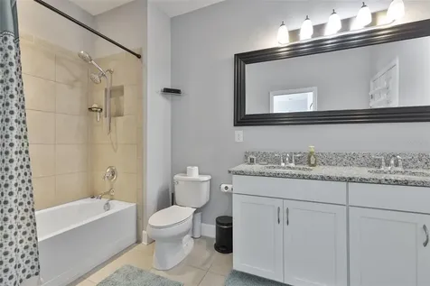 5227 Admiral Pointe Drive Apollo Beach FL 33572