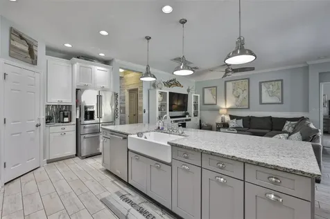 5227 Admiral Pointe Drive Apollo Beach FL 33572