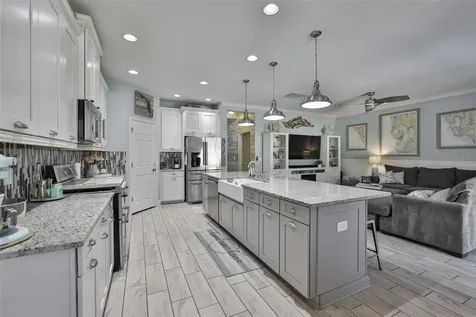 5227 Admiral Pointe Drive Apollo Beach FL 33572